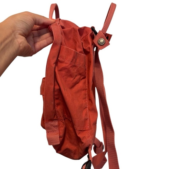 Fjallraven KÅNKEN MINI light Red Backpack